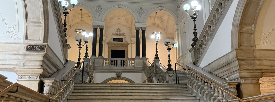 What a scientific background! :O